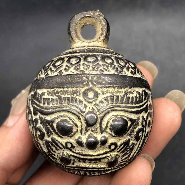 Antique Tiger Head Bell Collec - огляд і ціна Vintage Collectible Bells