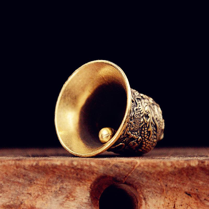 Vintage Brass Bell Carved Drag - огляд і ціна Vintage Collectible Bells