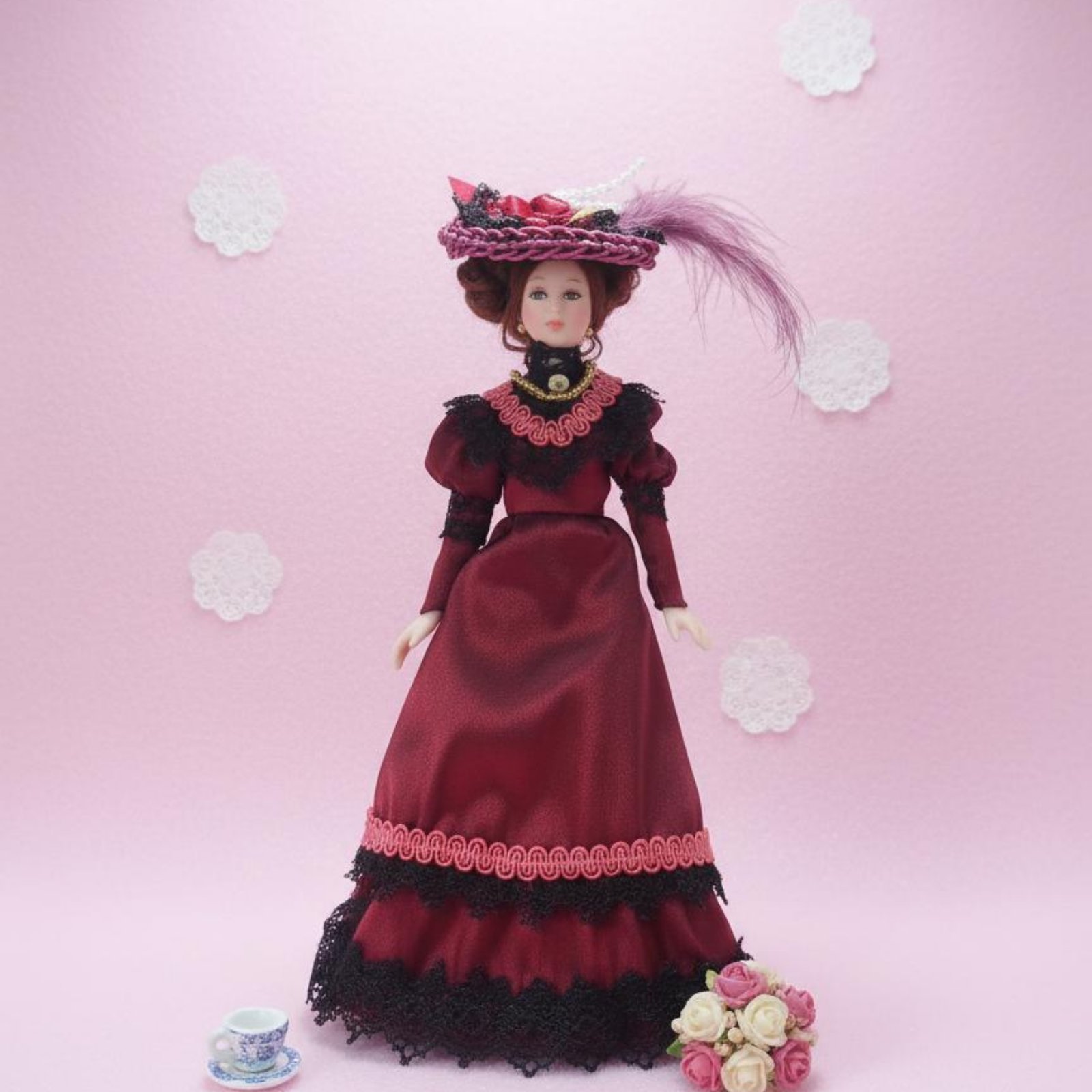 1:12 Victorian Porcelain Doll  - огляд і ціна Vintage Collectible Porcelain Dolls