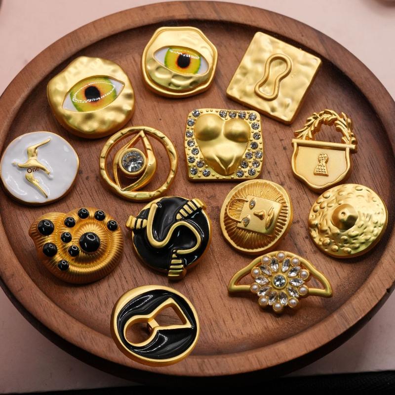 For Clothing Bags DIY Craft Ac - огляд і ціна Vintage Collectible Buttons